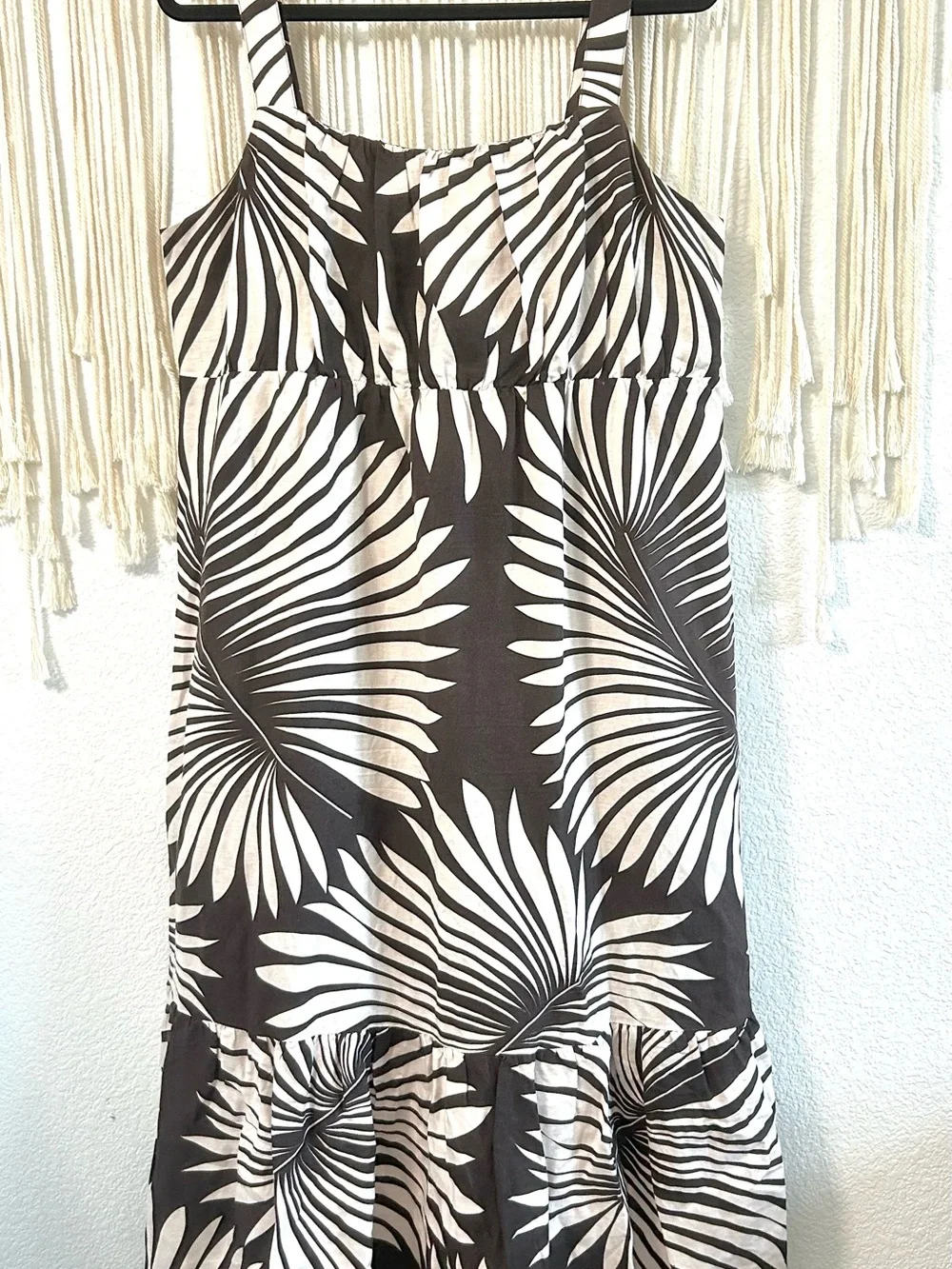 SANCTUARY Sundance Brown Palm-Print Maxi Dress with Cream Accents Linen Blend